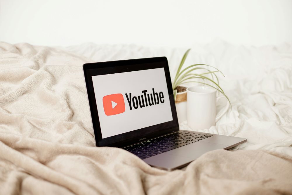 Jak zwiększyć viewsy na YouTube w 2026?